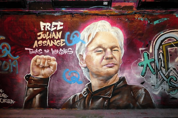 | Julian Assange | MR Online